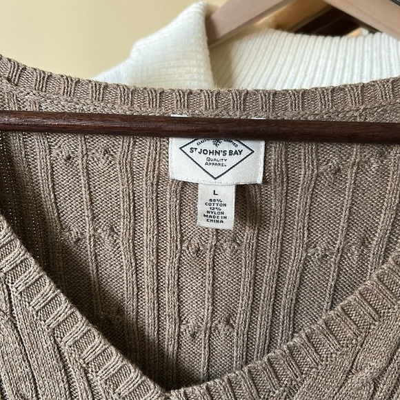 Cotton Cable Knit V-Neck Sweater - Brown - Picture 2 of 5